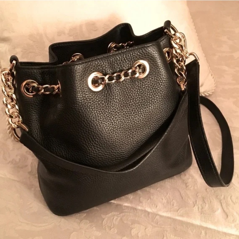 MICHAEL KORS Beautiful!!!!Frankie Bucket Shoulder Bag - Picture 4 of 10